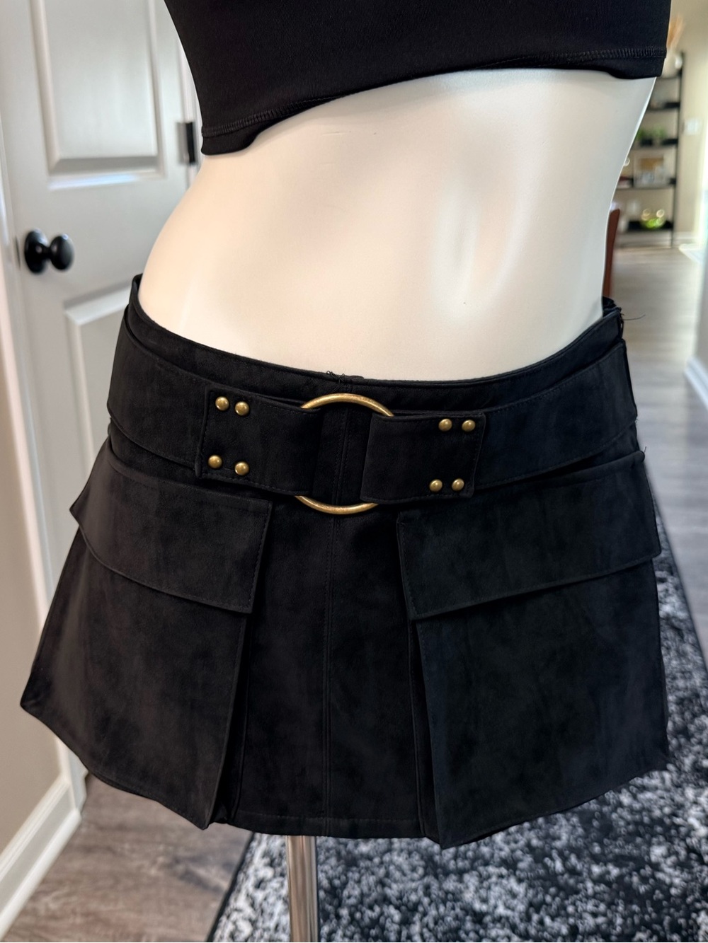 Alter'd State Faux Suede Cargo Mini Skort Flap Pockets Gold Metal Black Sz S